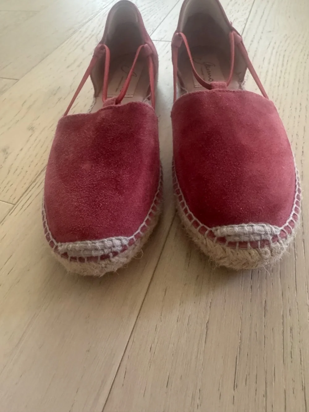 Gaimo Pink Suede Espadrille Flats Made in Spain EU 38 NWOB